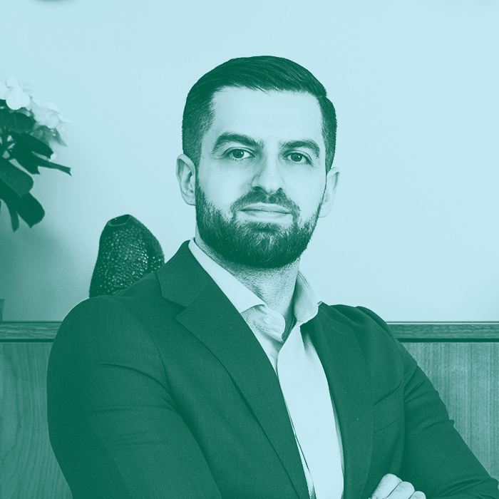 Porträtt av Mikael Issa, partner på Prosavio.